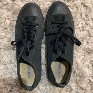 Black converse